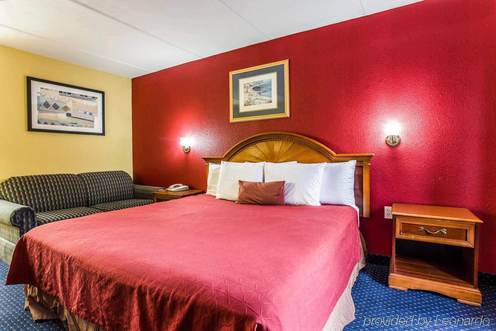 Rodeway Inn Charlotte Downtown Екстер'єр фото
