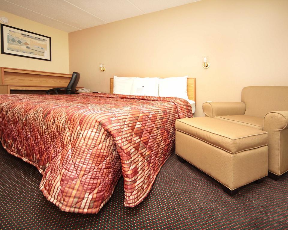Rodeway Inn Charlotte Downtown Екстер'єр фото